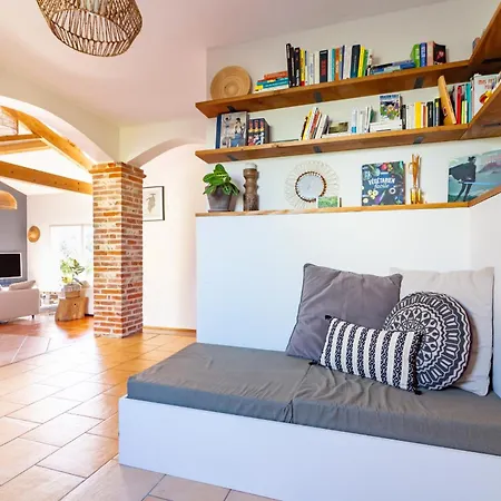 Feriehus La Tendresse - Maison Familliale Avec Piscine Mondonville